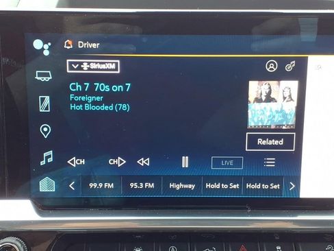 Used 2022 Chevrolet Silverado 1500 RST AWD/4WD image 20