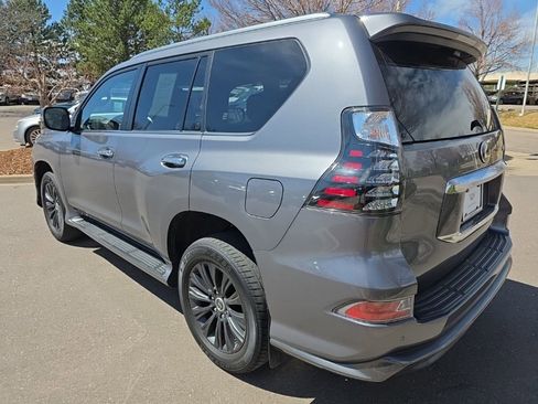 Used 2023 Lexus GX 460 Premium image 4