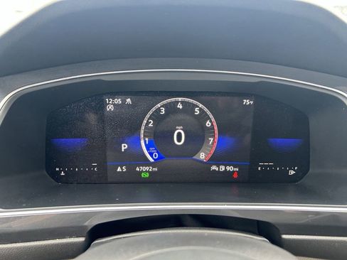 Certified 2023 Volkswagen Tiguan SE AWD/4WD image 11