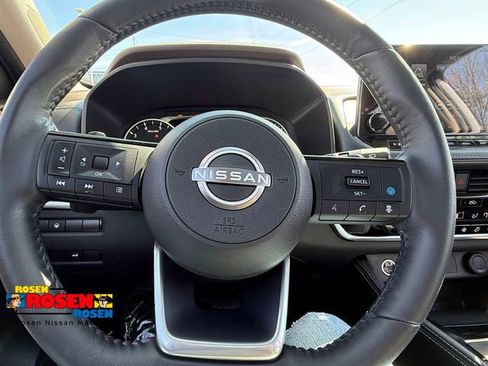 Certified 2023 Nissan Rogue SL w/ SL Premium Package AWD/4WD image 15