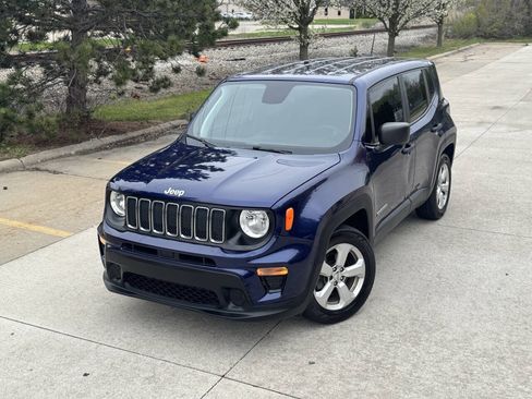 Used 2019 Jeep Renegade Sport FWD image 1