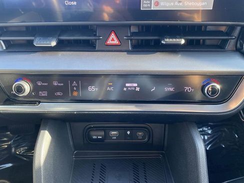 Used 2023 Kia Sportage EX image 20