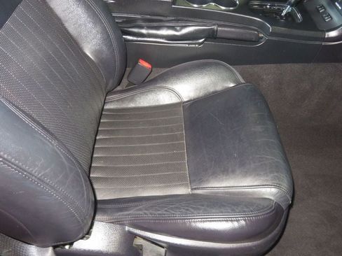 Used 2004 Ford Thunderbird RWD image 22