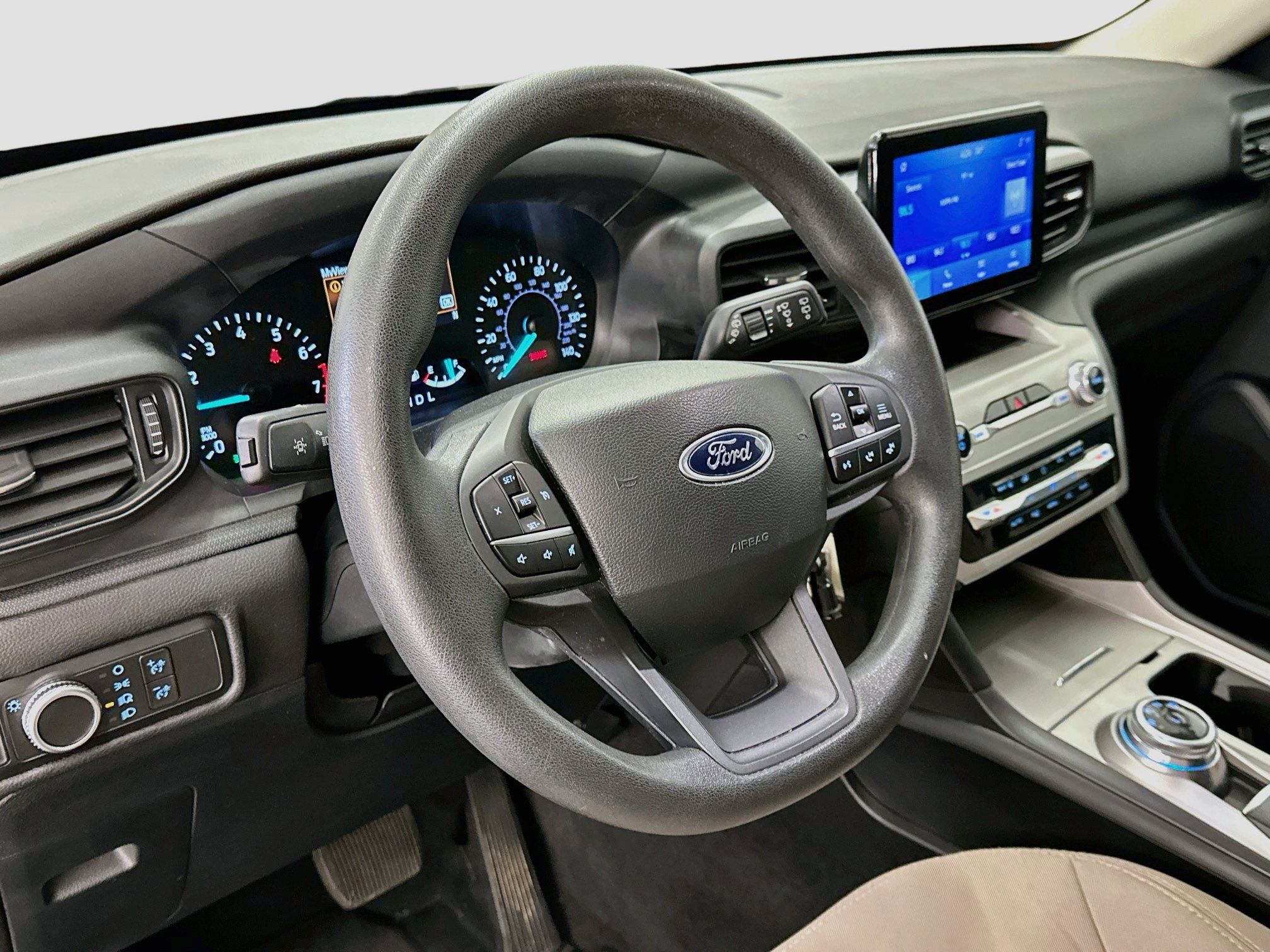 Used 2022 Ford Explorer 4WD image 18