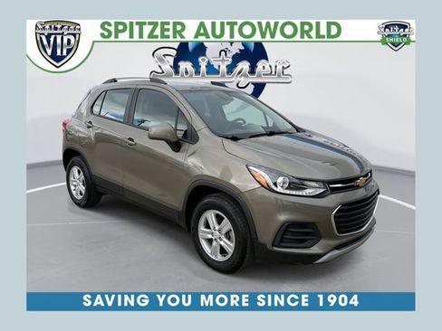 Used 2022 Chevrolet Trax LT w/ Driver Confidence Package AWD/4WD image 1