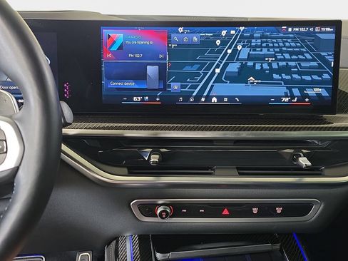 Certified 2025 BMW X7 M60i AWD/4WD image 23