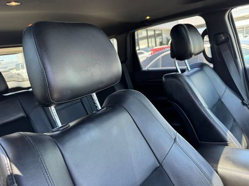 Used 2018 Jeep Grand Cherokee Altitude AWD/4WD image 3