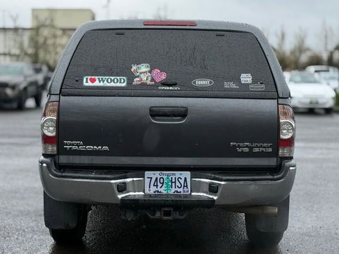 Used 2014 Toyota Tacoma PreRunner w/ SR5 Package image 4