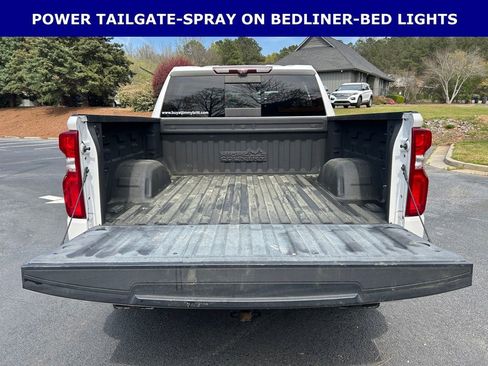 Used 2020 Chevrolet Silverado 1500 High Country w/ Technology Package image 15