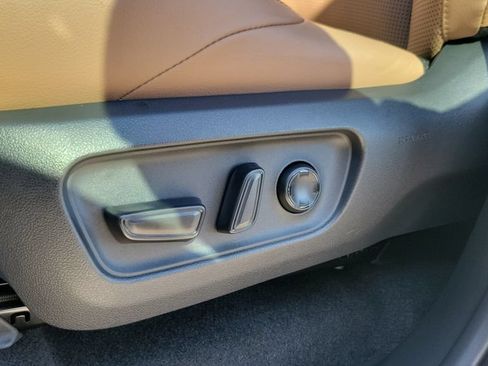 Certified 2026 Toyota 4Runner Limited AWD/4WD image 16