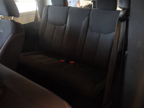 Used 2013 Jeep Wrangler Rubicon w/ PWR Convenience Group AWD/4WD image 50