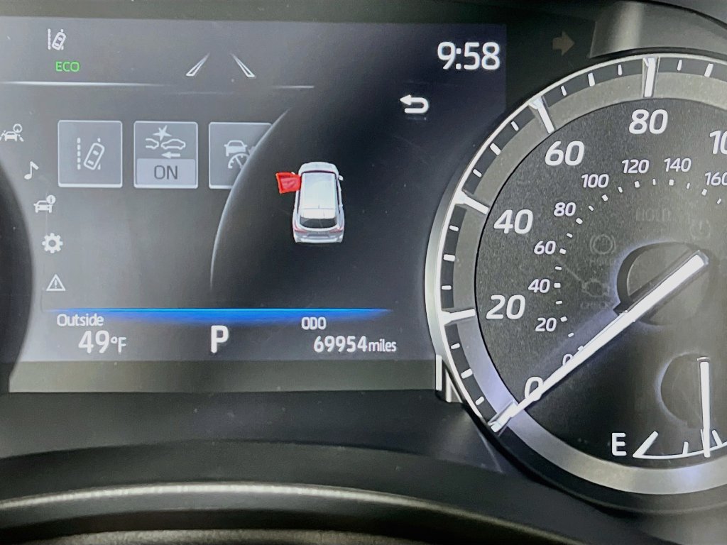 Certified 2021 Toyota Highlander Limited AWD/4WD image 11