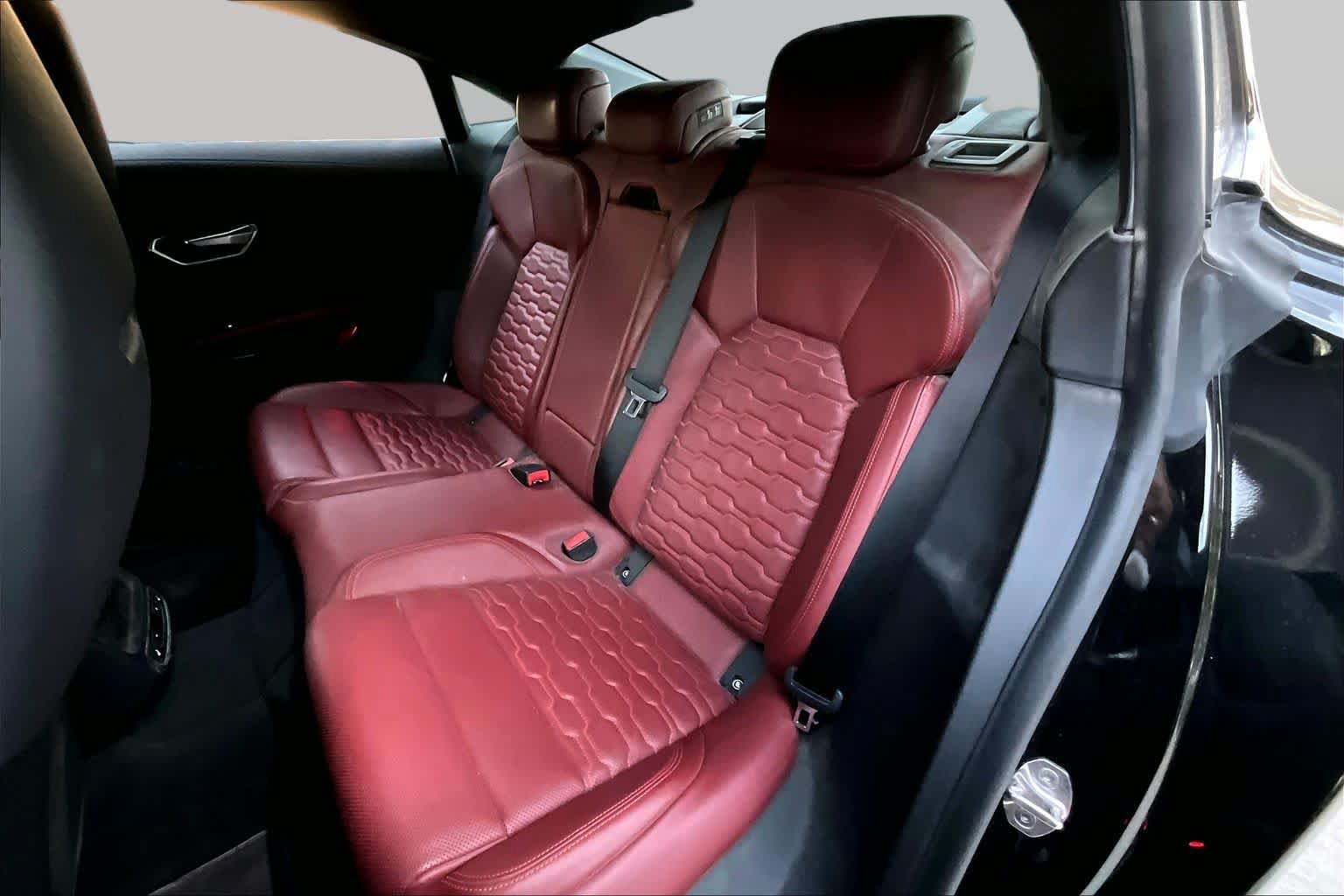 Certified 2024 Audi RS e-tron GT w/ Carbon Performance Package AWD/4WD image 19