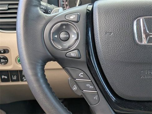 Used 2017 Honda Pilot Elite image 31