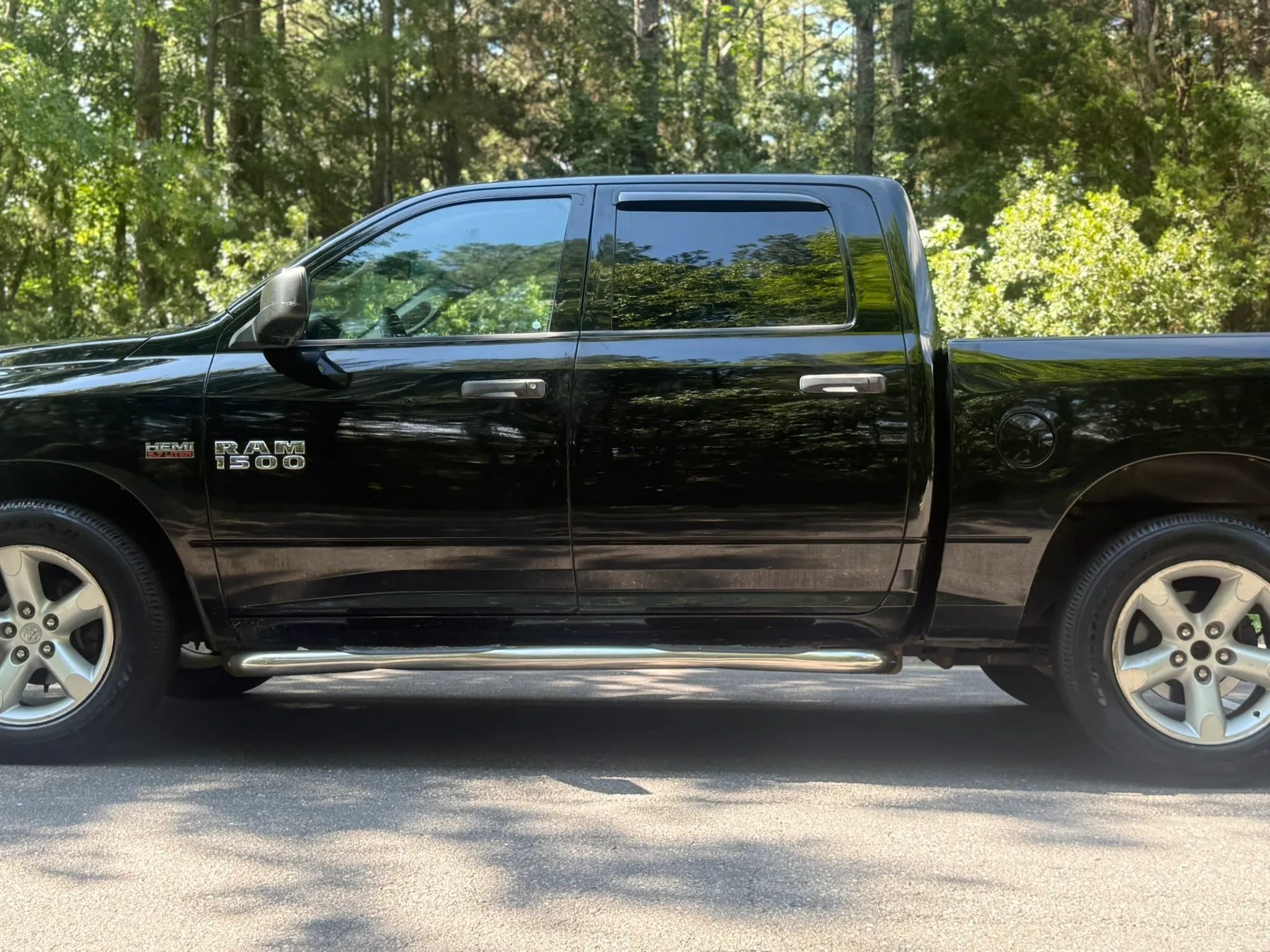 Used 2015 RAM 1500 Express RWD image 8