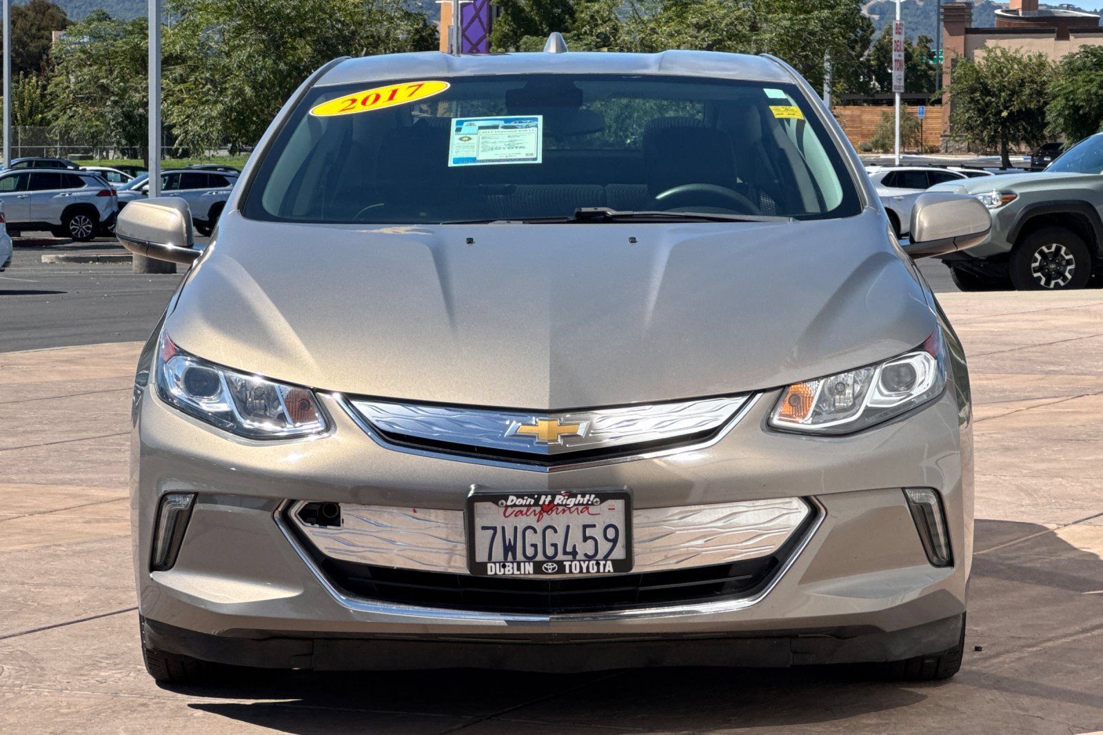 Used 2017 Chevrolet Volt LT w/ Comfort Package FWD image 10