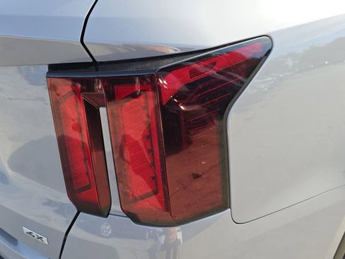 New 2026 Kia Sorento S AWD/4WD image 11