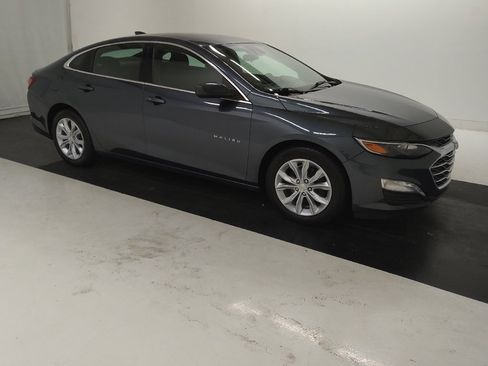 Used 2021 Chevrolet Malibu LT FWD image 11