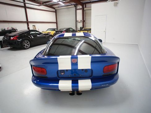 Used 1997 Dodge Viper GTS RWD image 14