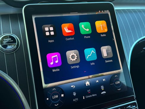 Used 2024 Mercedes-Benz CLE 450 4MATIC Cabriolet image 74