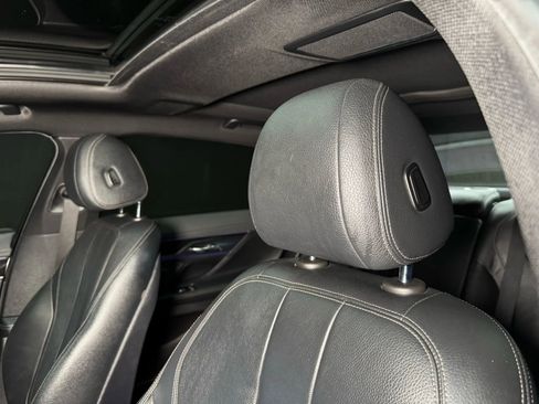 Used 2016 BMW 740i image 34