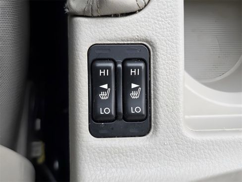 Used 2015 Subaru Crosstrek 2.0i Premium w/ Moonroof Package image 32