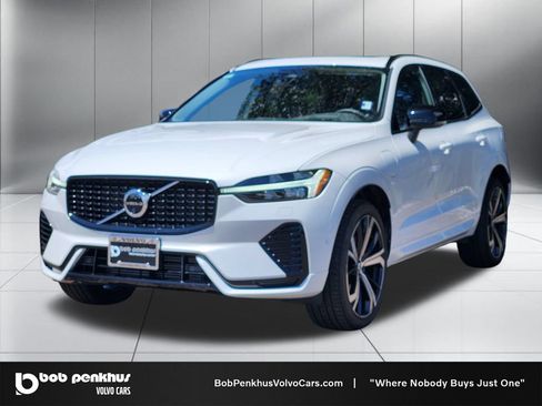 Used 2024 Volvo XC60 T8 Ultimate w/ Protection Package Premier AWD/4WD image 23