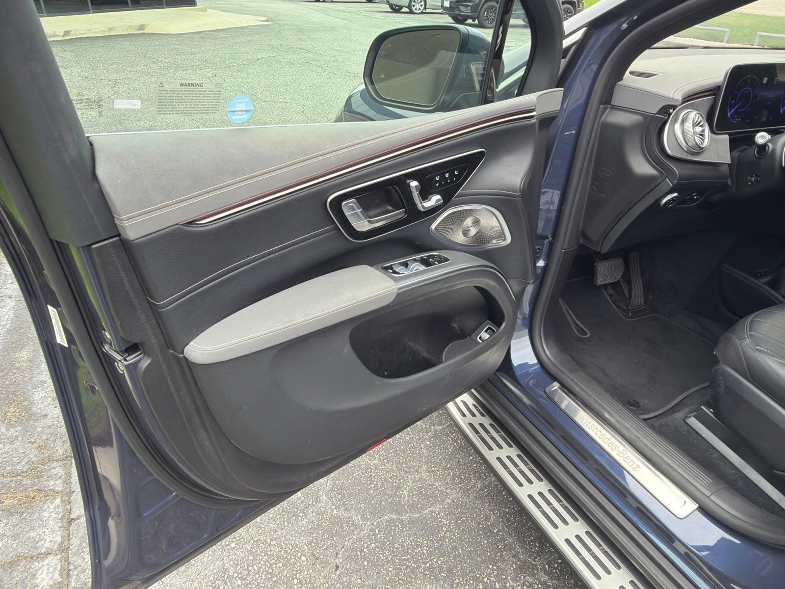 Used 2023 Mercedes-Benz EQS 450+ 4MATIC SUV image 8