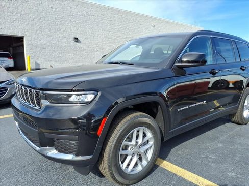 New 2025 Jeep Grand Cherokee L Laredo image 7