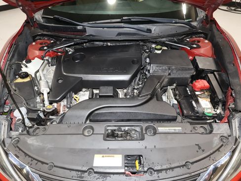 Used 2017 Nissan Altima 2.5 SL w/ 2.5 Technology Package FWD image 19