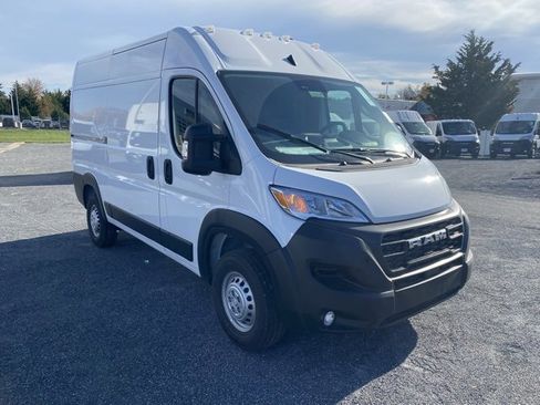 New 2026 RAM ProMaster 2500 w/ Convenience Group image 50