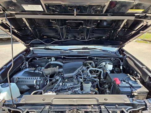 Used 2023 Toyota Tacoma SR w/ SR Convenience Package RWD image 32