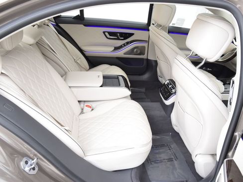 Certified 2026 Mercedes-Benz S 580 4MATIC Sedan image 19