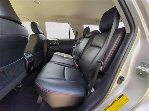 Used 2020 Toyota 4Runner TRD Off-Road Premium AWD/4WD image 20