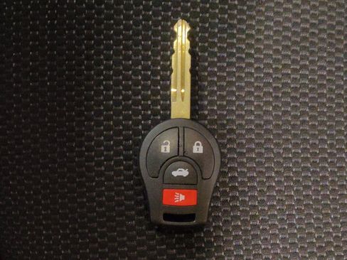 Used 2019 Nissan Sentra S FWD image 32