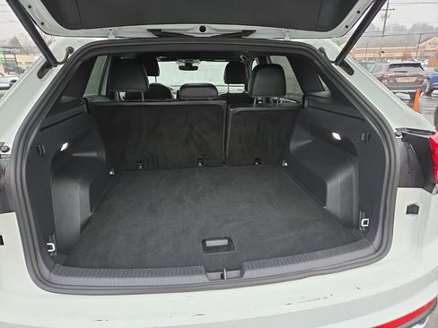 Used 2024 Volkswagen Atlas Cross Sport SE image 18