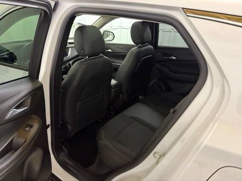 Used 2021 Buick Encore GX Select w/ Experience Buick Package FWD image 17