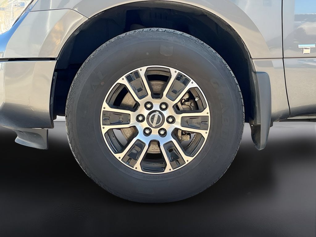 Used 2023 Nissan Titan SV w/ Accessory Utility Package AWD/4WD image 28