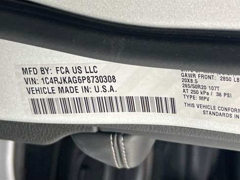 Used 2023 Jeep Grand Cherokee L Laredo AWD/4WD image 32