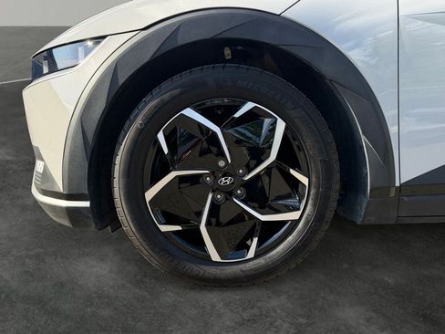 Certified 2023 Hyundai Ioniq 5 SEL w/ Cargo Package AWD/4WD image 4