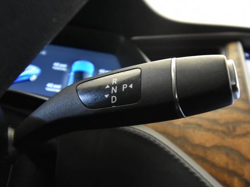 Used 2019 Tesla Model S Long Range image 19