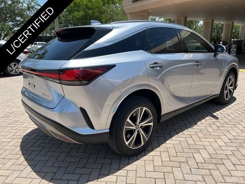 Used 2025 Lexus RX 350 Premium w/ Accessory Package (Z1) FWD image 3