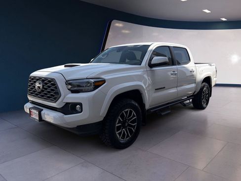 Used 2023 Toyota Tacoma TRD Sport w/ Technology Package RWD image 1