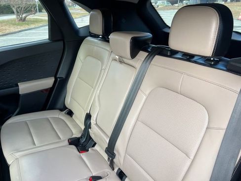 Used 2020 Ford Escape SEL image 23