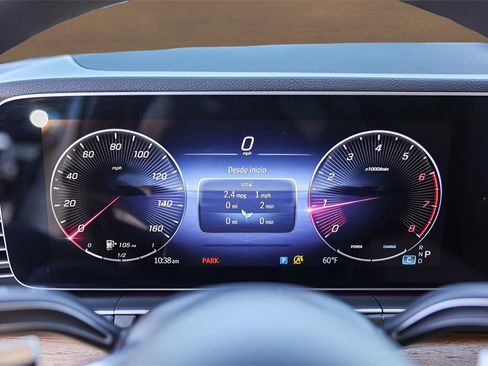 Used 2025 Mercedes-Benz GLE 350 4MATIC image 10