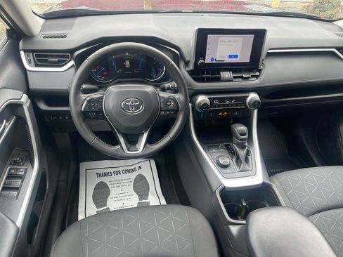 Used 2024 Toyota RAV4 XLE w/ Convenience Package AWD/4WD image 12
