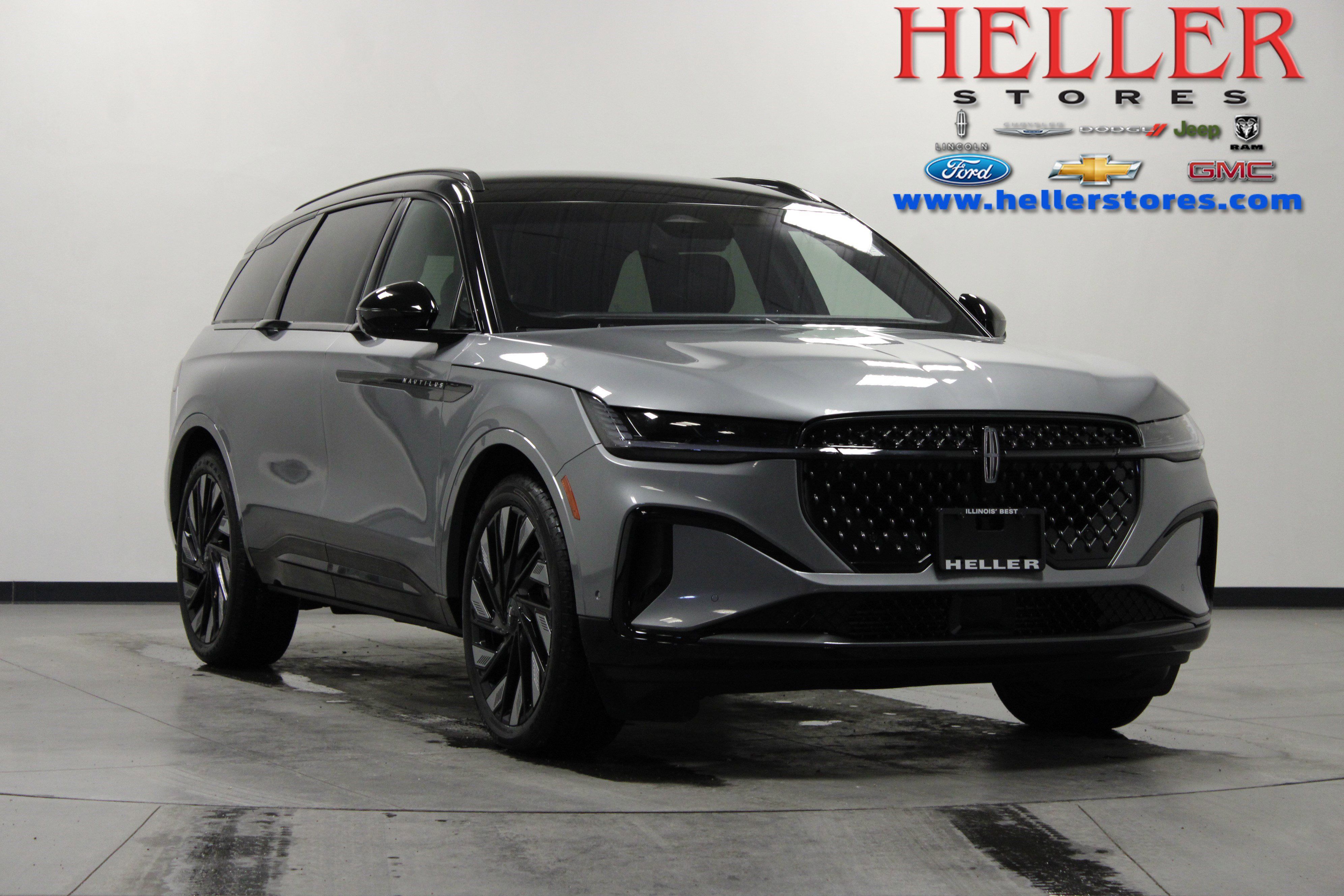 Used 2024 Lincoln Nautilus Reserve w/ Jet Appearance Package (87T) AWD/4WD image 1