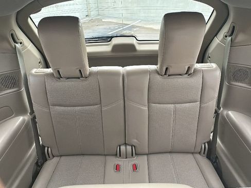 Used 2014 Nissan Pathfinder Platinum w/ Platinum Premium Package FWD image 35