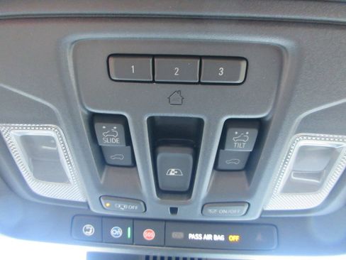 New 2026 Chevrolet Silverado 3500 High Country w/ High Country Premium Package AWD/4WD image 38