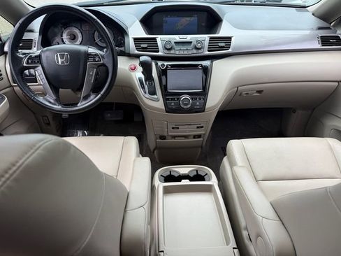 Used 2015 Honda Odyssey Touring image 14